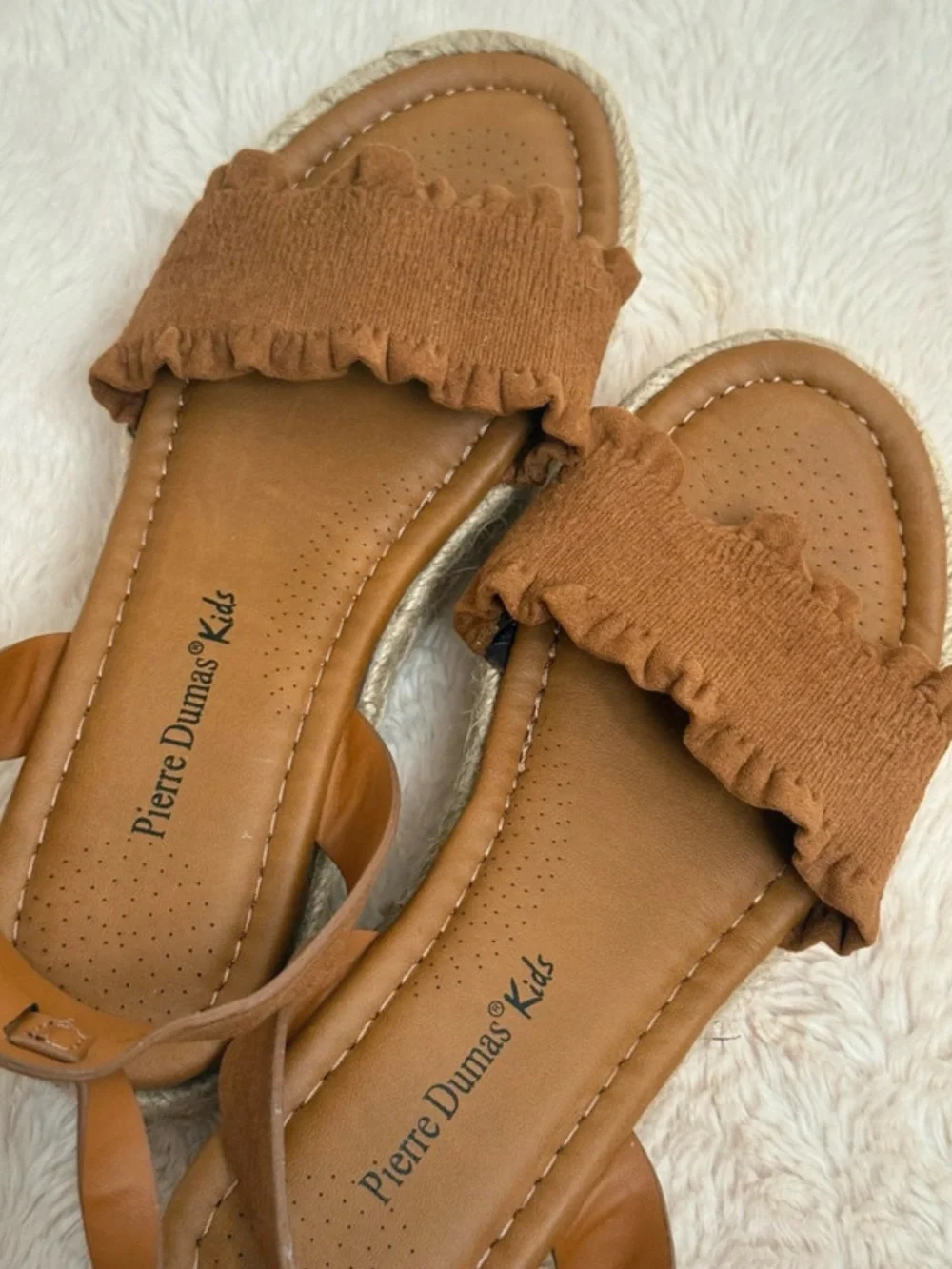 Pierre Dumas Kids Brown Ruffle Strap Sandals